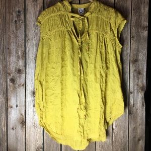 Anthropologie Akemi + Kin yellow tie neck tunic